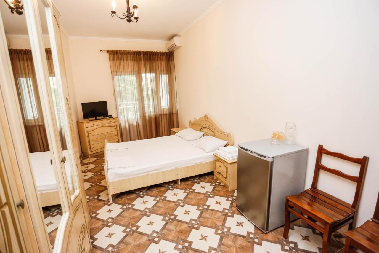 גגרה Hotel Sabina מראה חיצוני תמונה