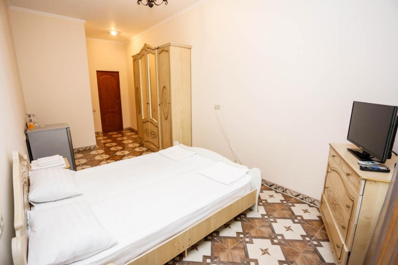 גגרה Hotel Sabina מראה חיצוני תמונה