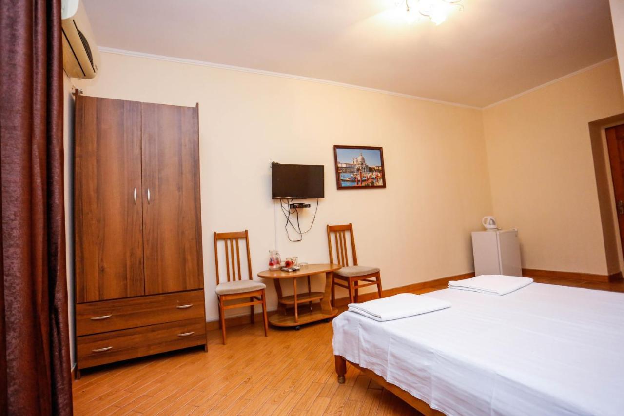 גגרה Hotel Sabina מראה חיצוני תמונה