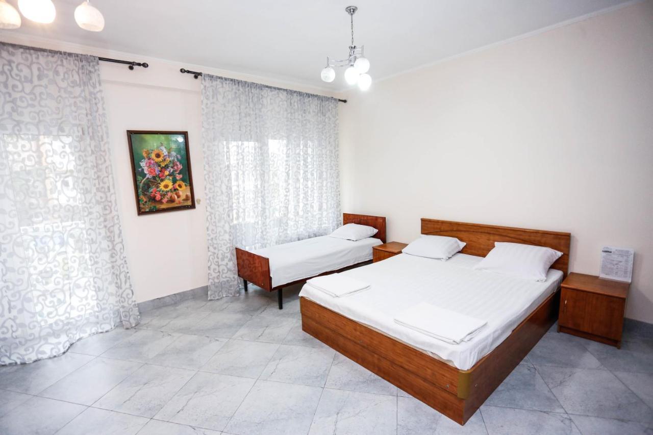 גגרה Hotel Sabina מראה חיצוני תמונה