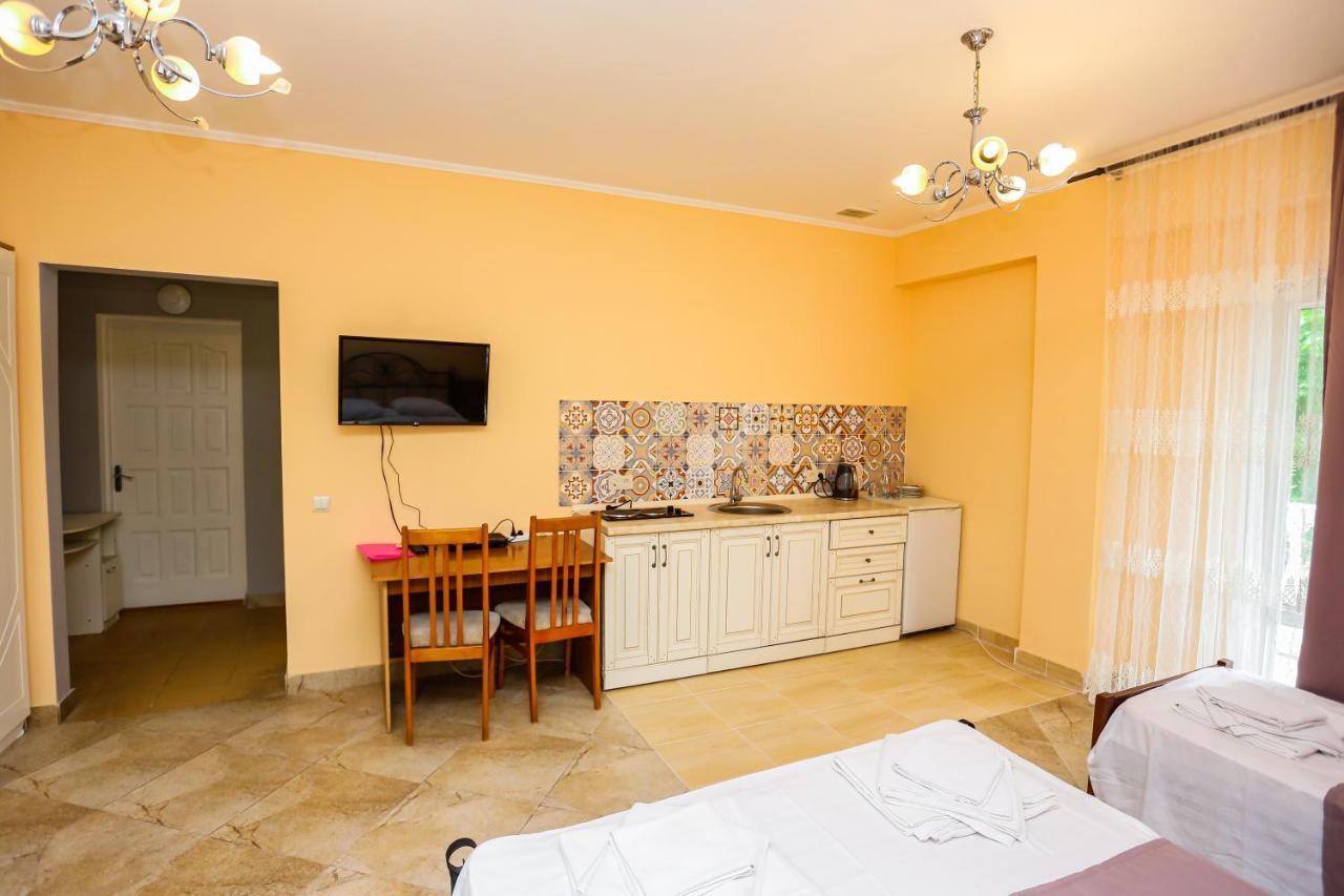 גגרה Hotel Sabina מראה חיצוני תמונה