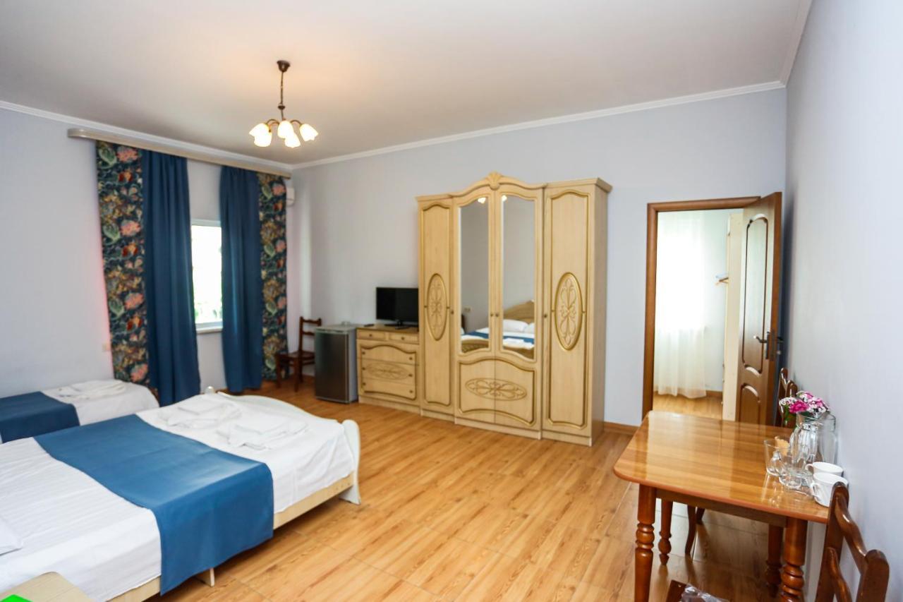 גגרה Hotel Sabina מראה חיצוני תמונה