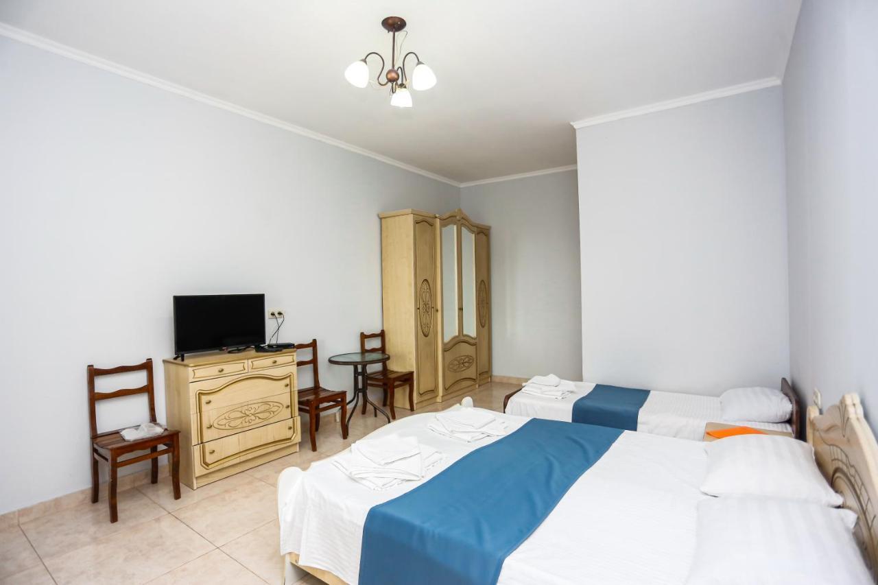 גגרה Hotel Sabina מראה חיצוני תמונה