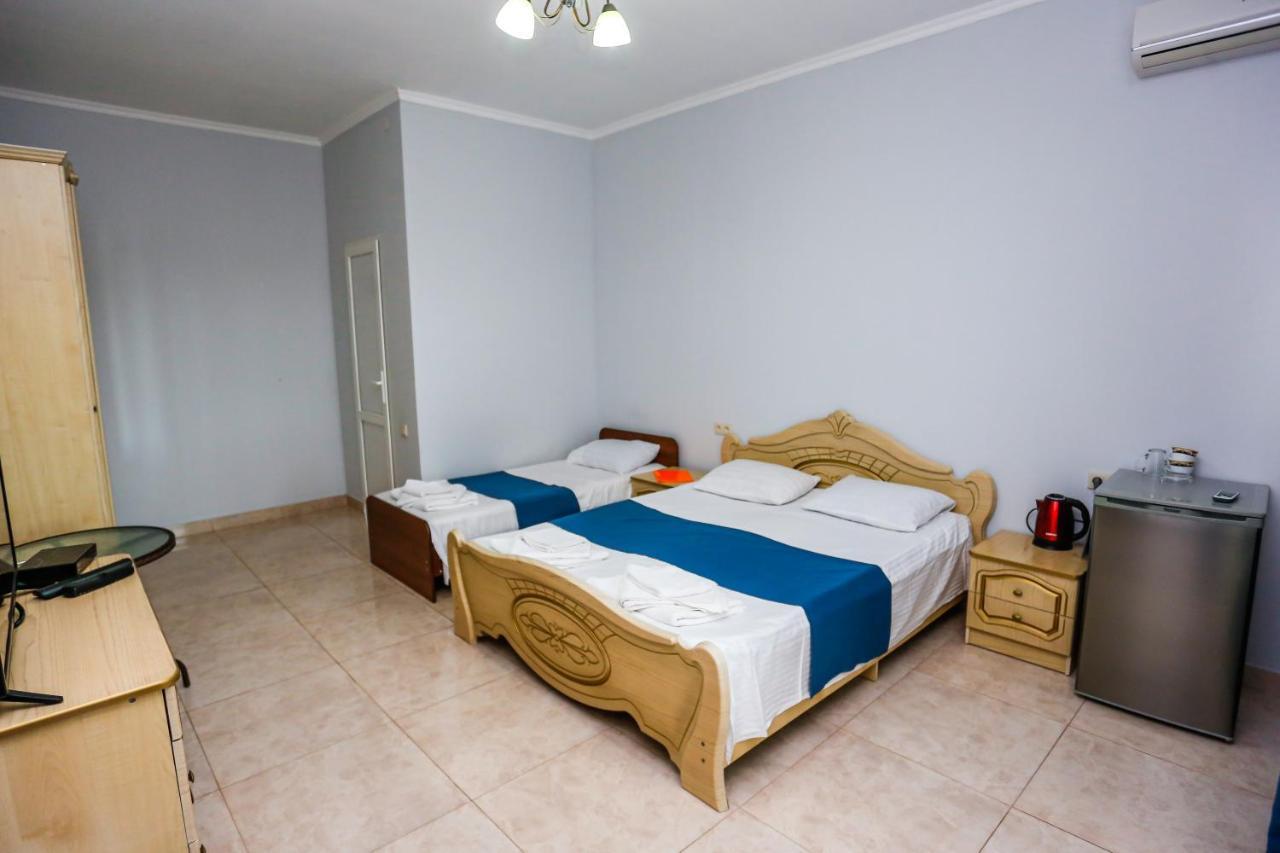 גגרה Hotel Sabina מראה חיצוני תמונה
